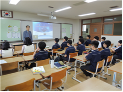 청소년 과학교실 - 과학특강 실시 실적(2018. 4. 1. ~ 6. 20) 관련사진 1