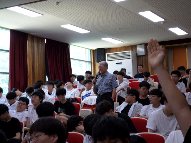 청소년 과학교실 - 과학특강 실시 실적(2018. 4. 1. ~ 6. 20) 관련사진 6