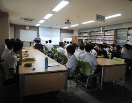 청소년 과학교실 - 과학특강 실시 실적(2018. 4. 1. ~ 6. 20) 관련사진 3 보기